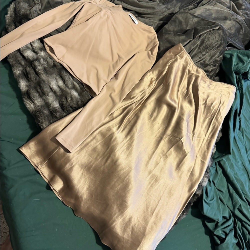 Aritzia gold camel set